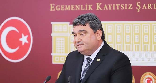 G&ouml;k&ccedil;el, Pirinci Patatese Bağladılar