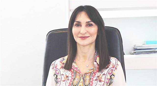 Boyun ve Dekolte B&ouml;lgeniz Yaşınızı Ele Vermesin