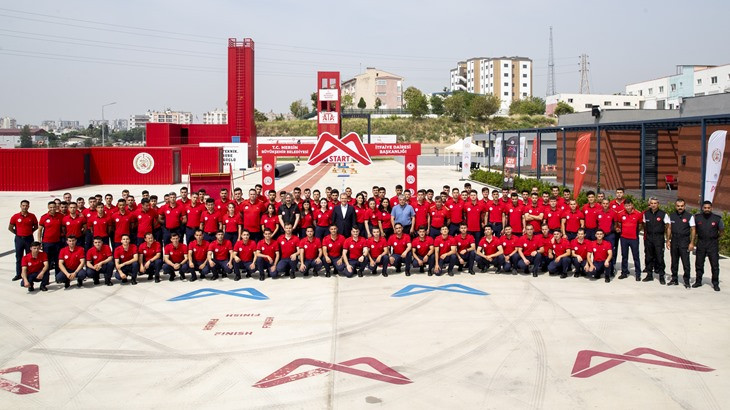 Se&ccedil;er&rsquo;den İtfaiye Erlerine: &ldquo;Her Zaman Sizin Yanınızdayım&rdquo;